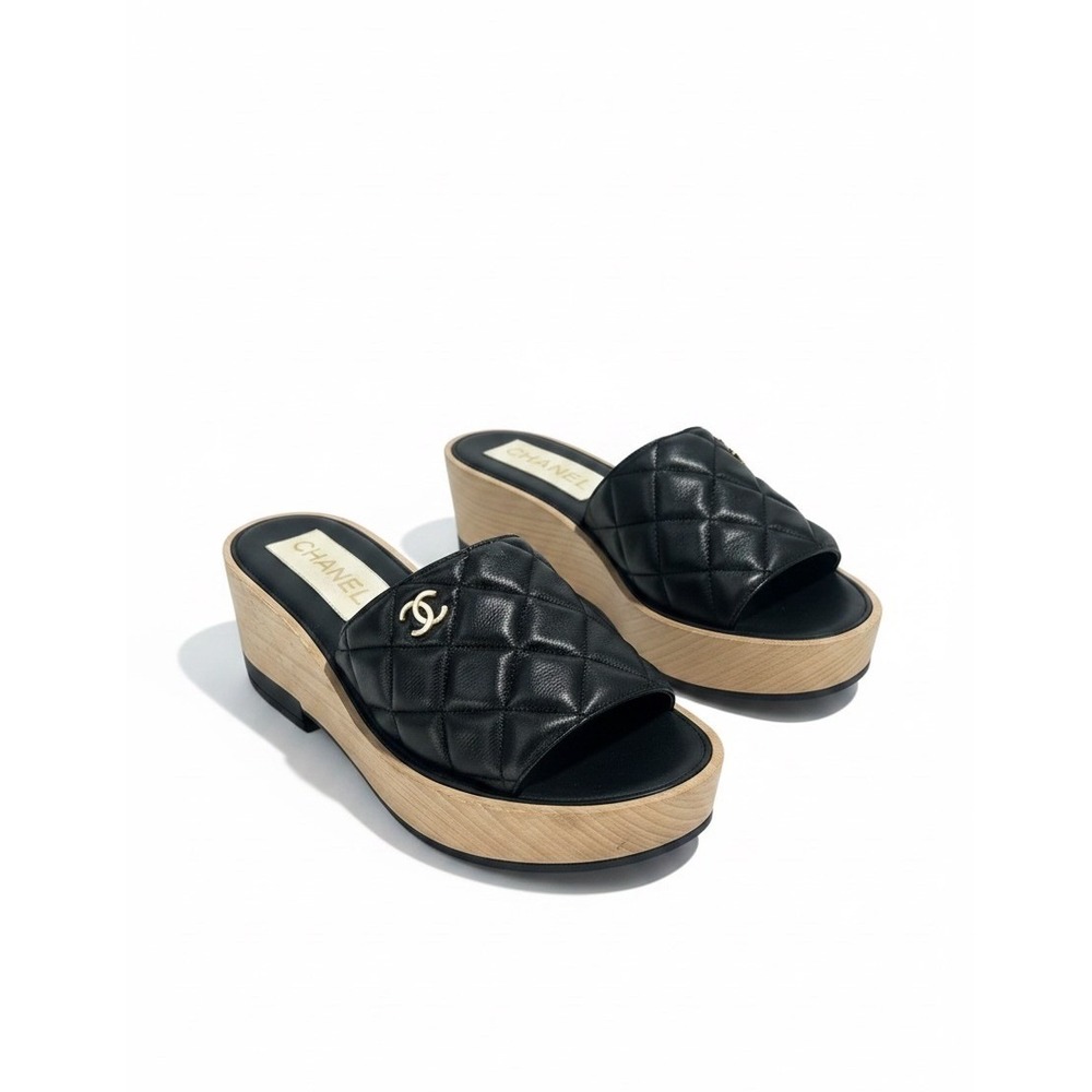Chanel 2022 Cruise Quilted CC Platform Slide Sandals Black Size 40